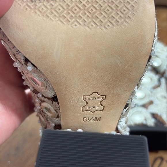 Tory Burch | *2 DIFFERENT SIZED SHOES* Francesca Roccia Rhinestone Heels 6.5 & 7 - Picture 5 of 17
